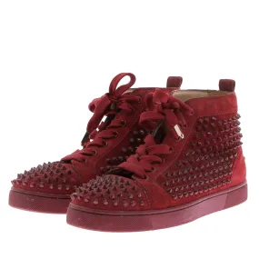 Baskets rouges