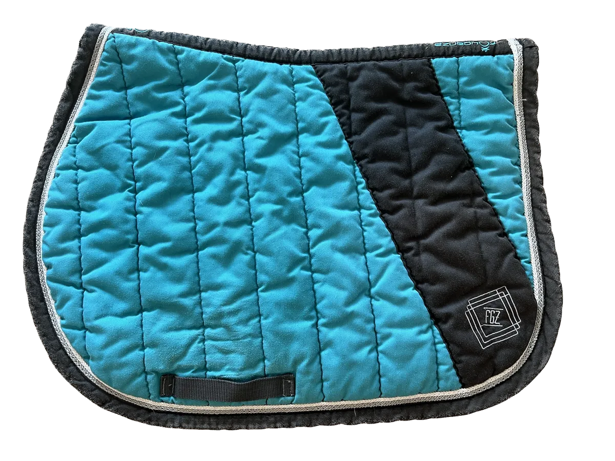 Fouganza, Tapis Cheval