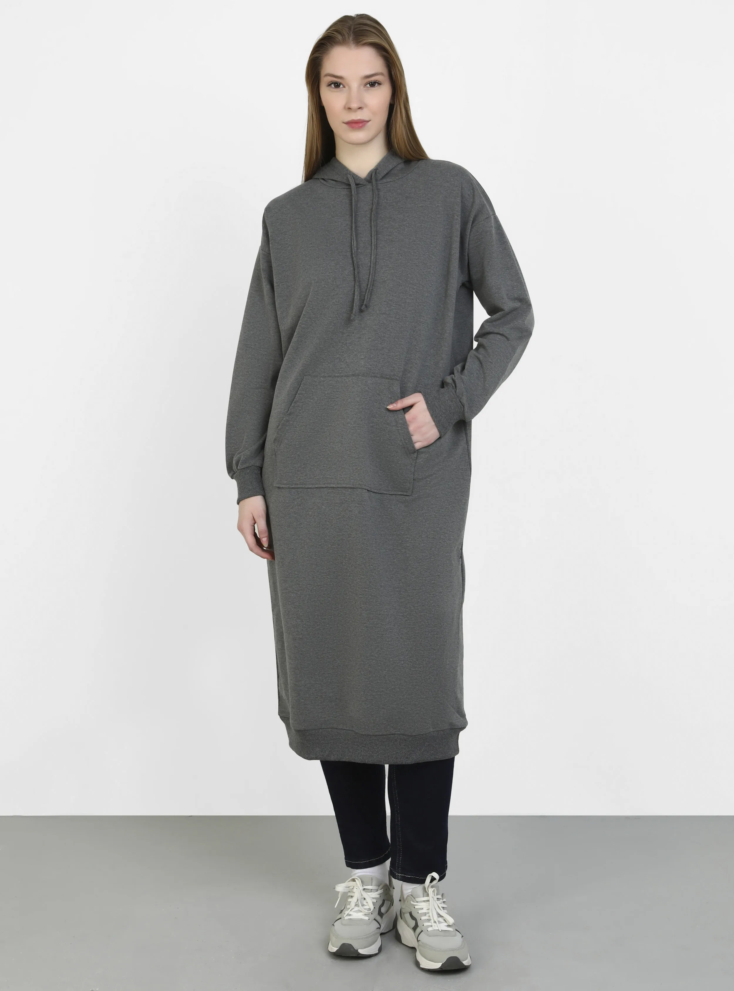 Kangaroo Pocket Hooded Long Sweatshirt Anthracite