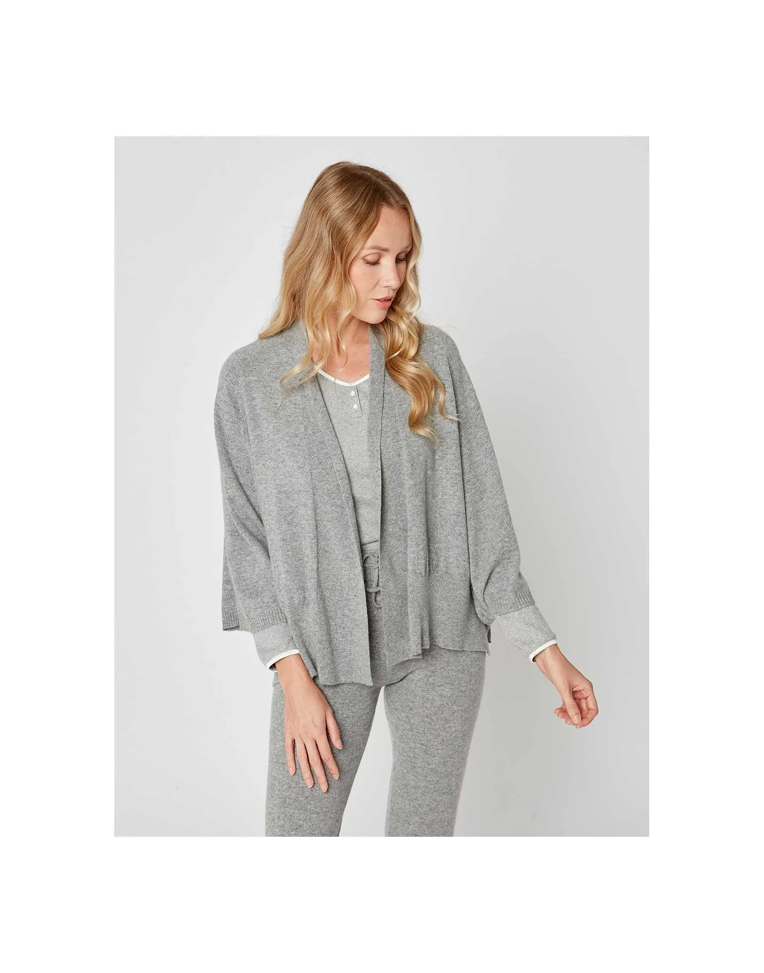Poncho en cachemire gris chiné