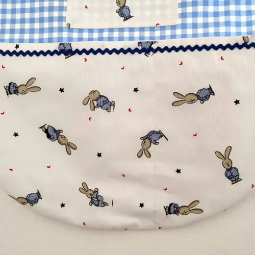 Range pyjama et/ou doudou, tétine 3 poches; z111