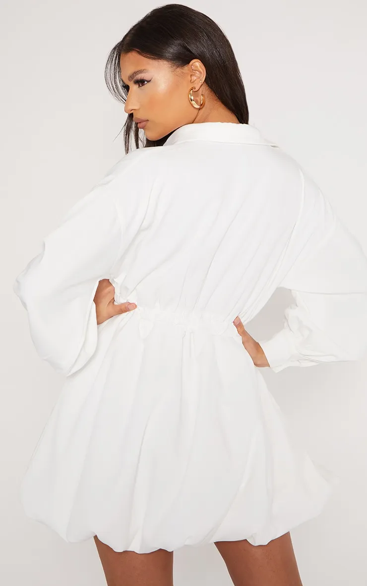 Robe chemise blanche à jupe bouffante