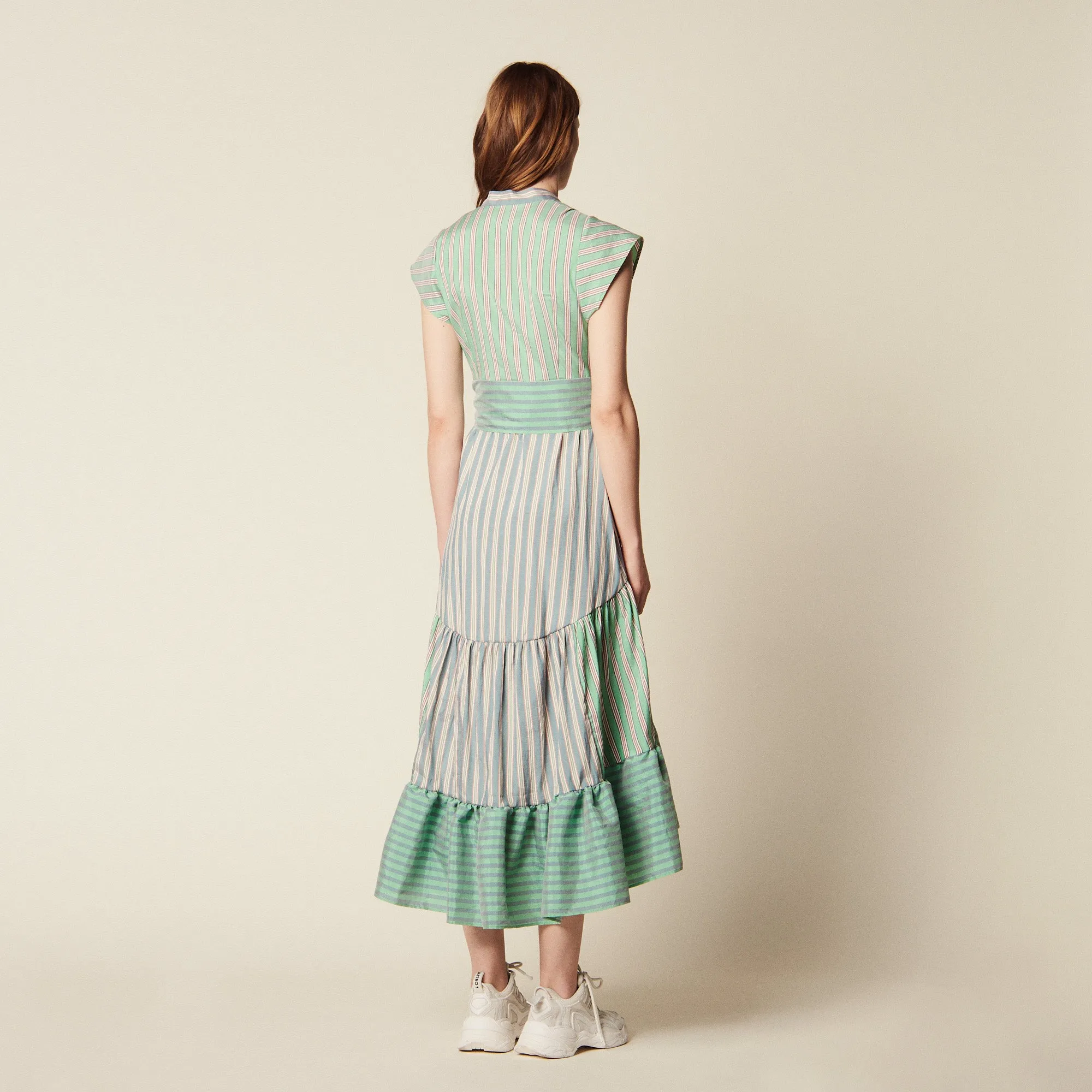 Robe portefeuille avec jeu de rayures