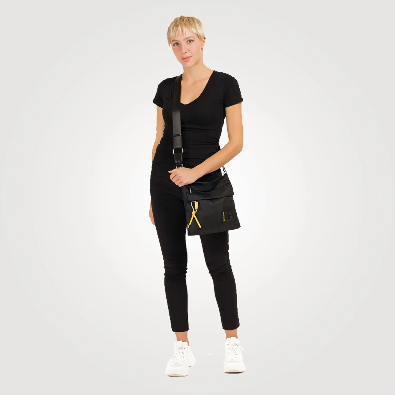 Sac à bandoulière Suri Frey Marry look sportif ⋆ Lehner Versand
